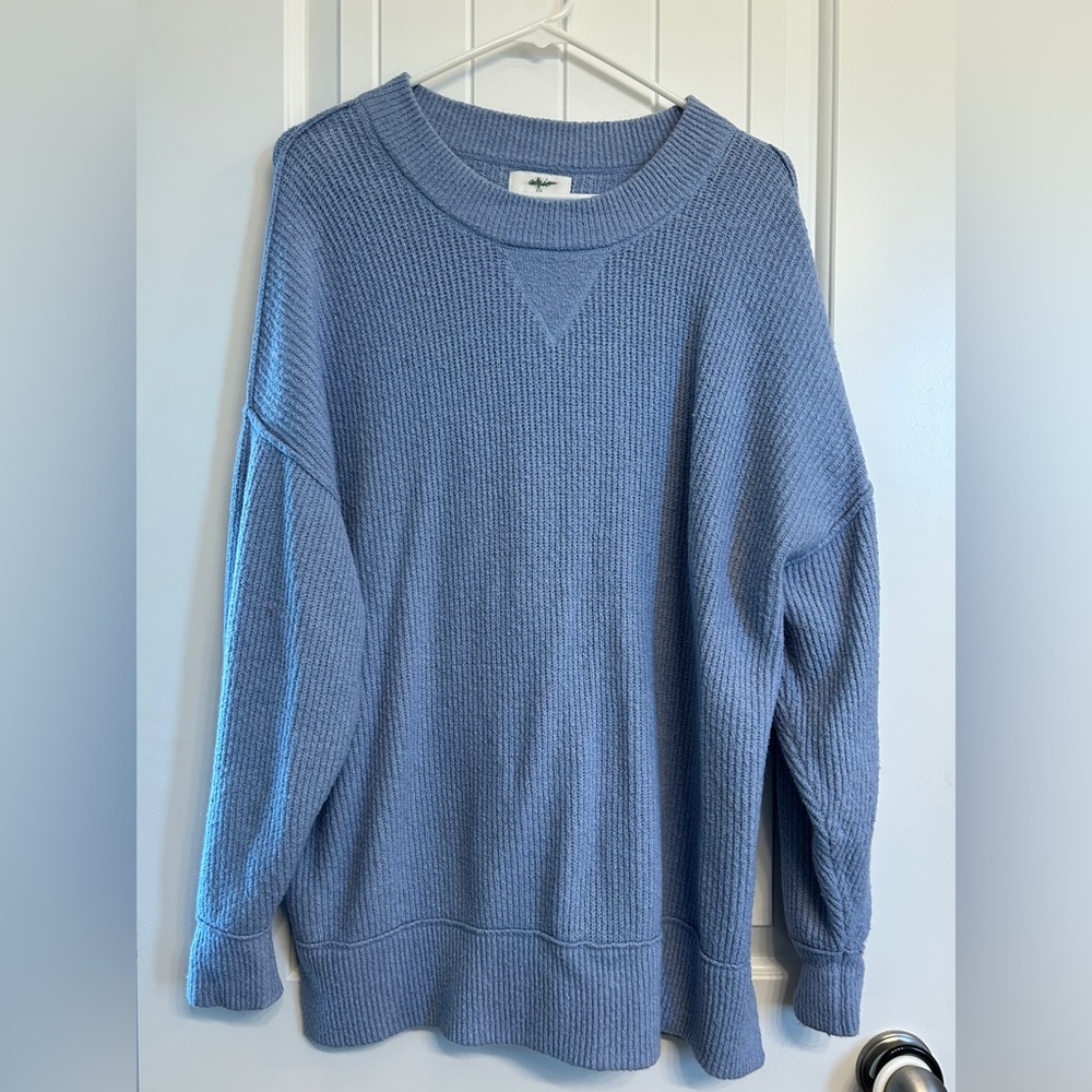 Aerie women’s Crewneck Sweater in Light Blue